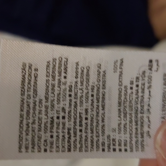 Banana republic extra fine merino wool sweater - Picture 5 of 5